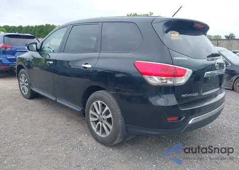 2015 Nissan Pathfinder S z USA, uszkodzony, nr VIN 5N1AR2MM8FC633321